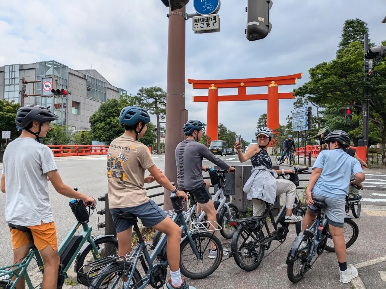 レンタサイクルで楽しむ古都探訪：自転車で巡る歴史と風景